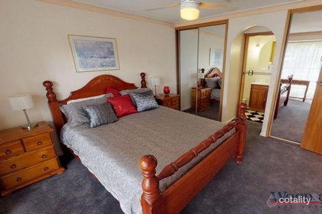 Property photo of 10 Goyne Crescent Swan Hill VIC 3585