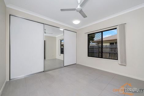 Property photo of 10 Hollanders Crescent Kelso QLD 4815