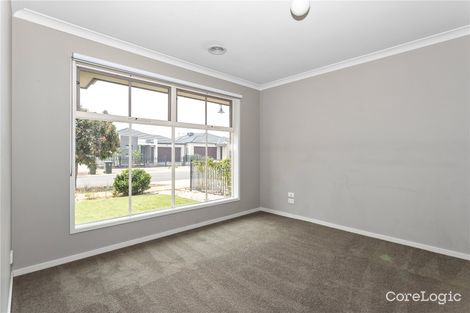 Property photo of 6 Bevan Court Point Cook VIC 3030