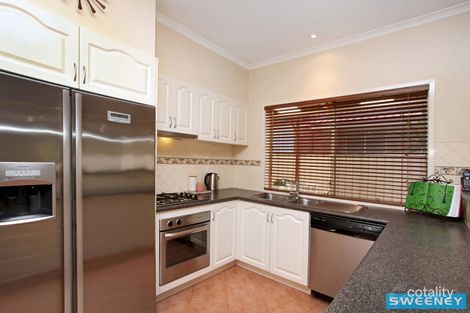 Property photo of 7 Wavertree Avenue Caroline Springs VIC 3023