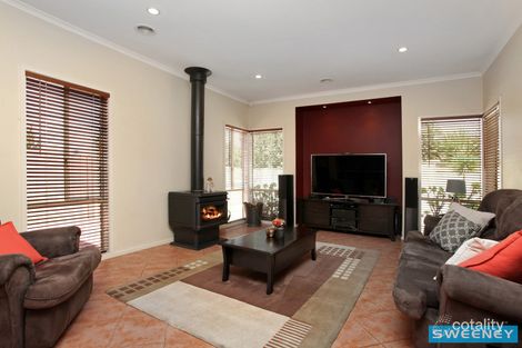 Property photo of 7 Wavertree Avenue Caroline Springs VIC 3023