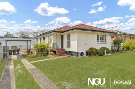 Property photo of 135 Sinclair Drive Ellen Grove QLD 4078