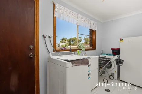 Property photo of 11 Banksia Close Manning Point NSW 2430