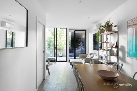 Property photo of 2/110 Keppel Street Carlton VIC 3053