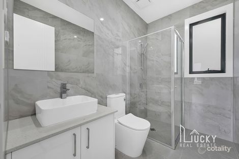 Property photo of 8 Carob Street Mickleham VIC 3064