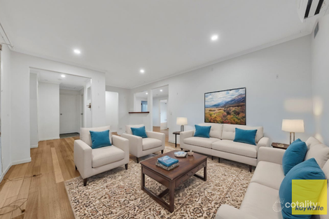 Property photo of 1 Kauri Court Werribee VIC 3030
