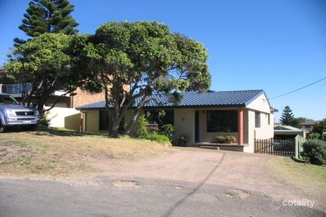 9 Morna Point Rd, Anna Bay, NSW 2316