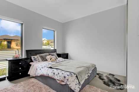 Property photo of 17 Saunton Way Ridgewood WA 6030