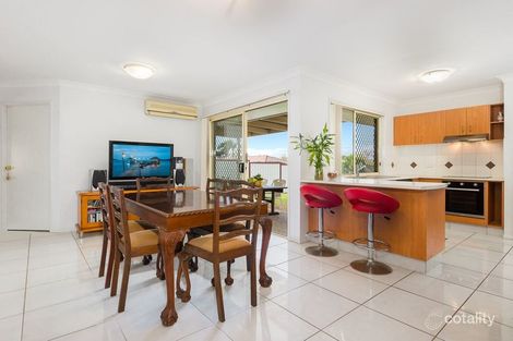 Property photo of 10 Hampshire Close Heritage Park QLD 4118
