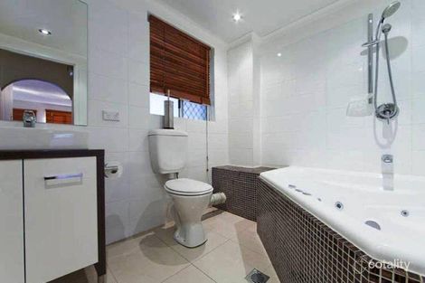 Property photo of 1/2279 Gold Coast Highway Mermaid Beach QLD 4218