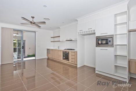 Property photo of 16/468 Roghan Road Fitzgibbon QLD 4018