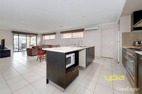 Property photo of 12 Beagle Street Tarneit VIC 3029