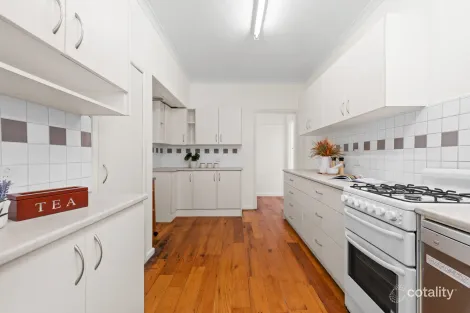 Property photo of 56 Peter Street Box Hill North VIC 3129