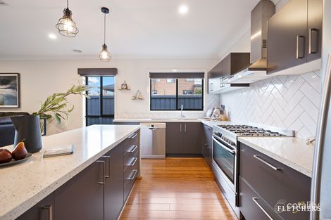 Property photo of 25 McPherson Drive Croydon VIC 3136