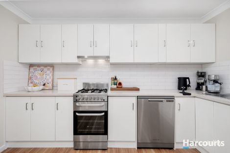 Property photo of 13 Renfrew Crescent Edgeworth NSW 2285