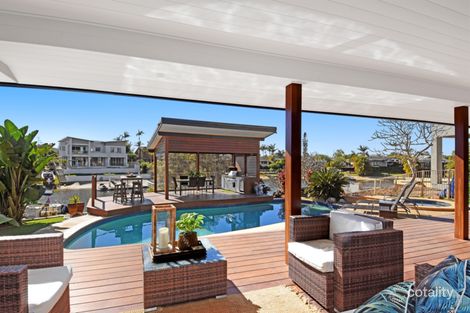 Property photo of 9 Nootka Court Broadbeach Waters QLD 4218