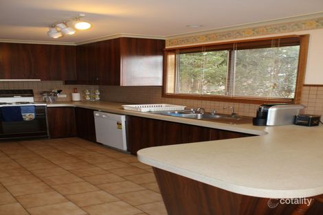 Property photo of 27 Beachcomber Avenue Smiths Beach VIC 3922