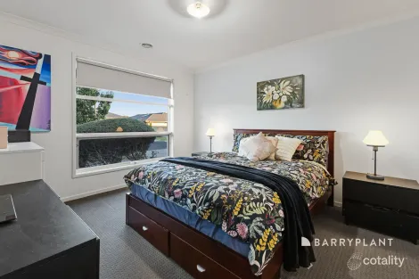 Property photo of 3 Amber Way Officer VIC 3809