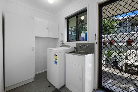 Property photo of 2/85 Mountain View Avenue Miami QLD 4220