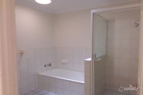 Property photo of 2/24 First Avenue Beachmere QLD 4510
