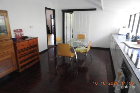 Property photo of 71 Wilde Street Wynnum QLD 4178
