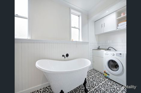 Property photo of 27 Goode Street Dubbo NSW 2830