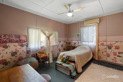 Property photo of 14 Greenham Street Raceview QLD 4305