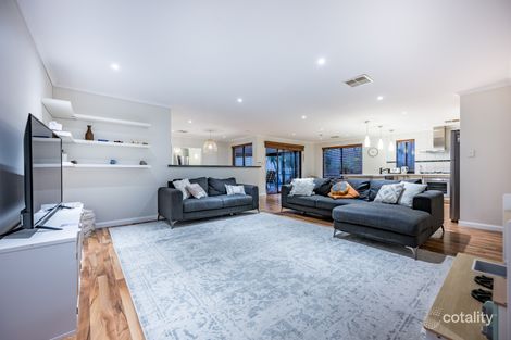 Property photo of 23 Stanbroke Turn Carramar WA 6031