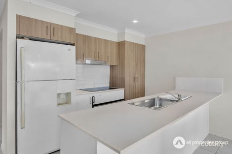 Property photo of 17 Splendour Circuit Yarrabilba QLD 4207