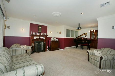 Property photo of 12 Elana Court Croydon North VIC 3136