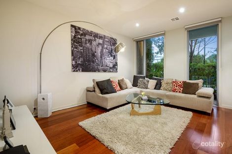 Property photo of 10/40 Springthorpe Boulevard Macleod VIC 3085