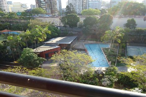 Property photo of 15 Goodwin Street Kangaroo Point QLD 4169