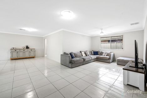 Property photo of 4A Cams Boulevard Summerland Point NSW 2259