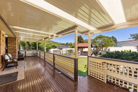 Property photo of 3 Elkhorn Close Wyoming NSW 2250