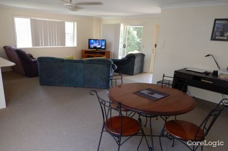 Property photo of 2/10 Jenaya Place Labrador QLD 4215