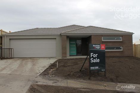 Property photo of 6 Summit Drive Pakenham VIC 3810