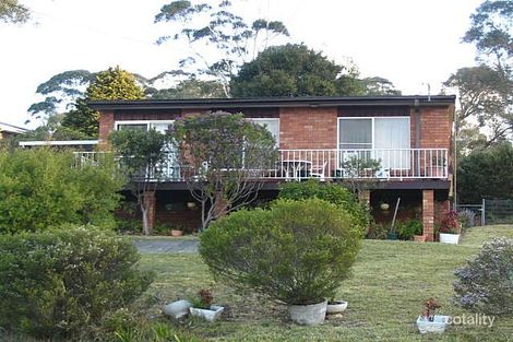 102 Hillside Rd, Avoca Beach, NSW 2251