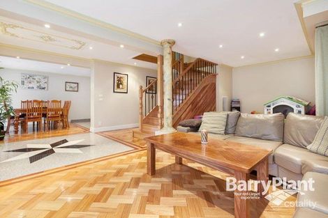 Property photo of 2 Chepstow Court Noble Park North VIC 3174