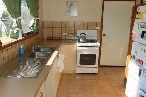 Property photo of 7 Todd Grove Somerville VIC 3912
