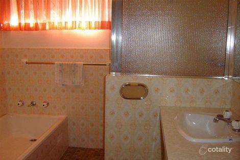 Property photo of 4 Bougainville Road Glenfield NSW 2167