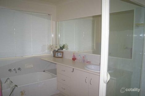 Property photo of 49 Kensington Drive Flinders View QLD 4305