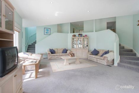 18 Blairgowrie Ave, Blairgowrie, VIC 3942