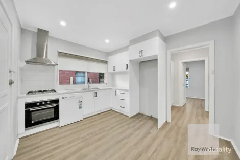 Property photo of 103 Sunset Boulevard Jacana VIC 3047