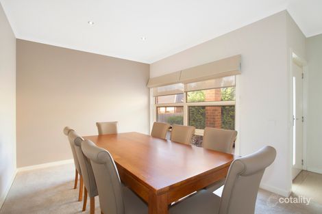 Property photo of 2/5 Redpath Crescent Springvale VIC 3171