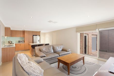 Property photo of 2/5 Redpath Crescent Springvale VIC 3171