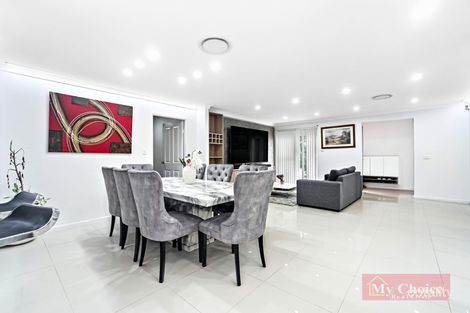 Property photo of 7 Glen Elgin Crescent Edensor Park NSW 2176