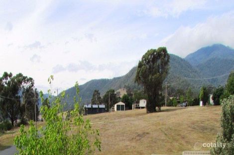 17 Scales St, Dartmouth, VIC 3701