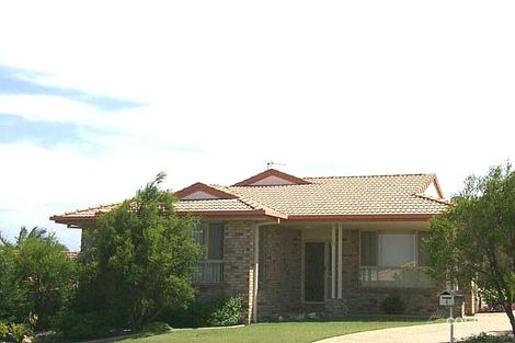 4 Open Dr, Arundel, QLD 4214