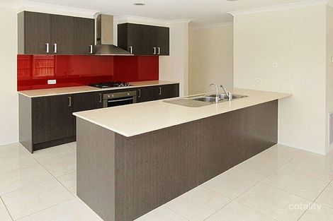 Property photo of 11 Vichy Avenue Doreen VIC 3754