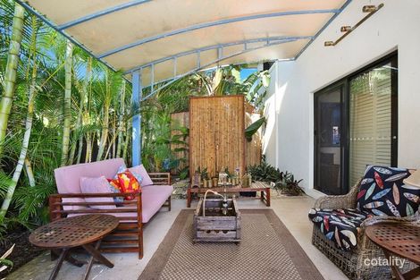 Property photo of 3 Lapoinya Crescent Warana QLD 4575